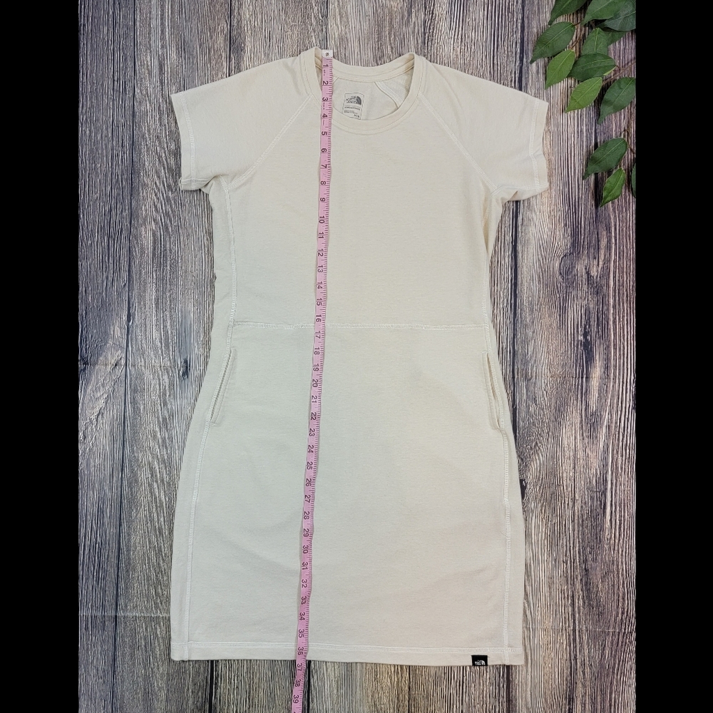 The North Face Tan Short Sleeve Sweater Dress - Picture 11 of 11